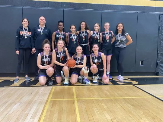 DundasDynamo's tweet photo. Our U16 girls team had a big victory this weekend in the Oakville Vytis Classic tournament!!

Beat Barrie 48-33 and East York 48-33.
Won Friday night 40-29.
Lost to Toronto Triple Threat 47-44, but beat them in the gold medal match against 44-42!! 

Congratulations ladies!! 🏀🥇 https://t.co/Ue47qoIb4I