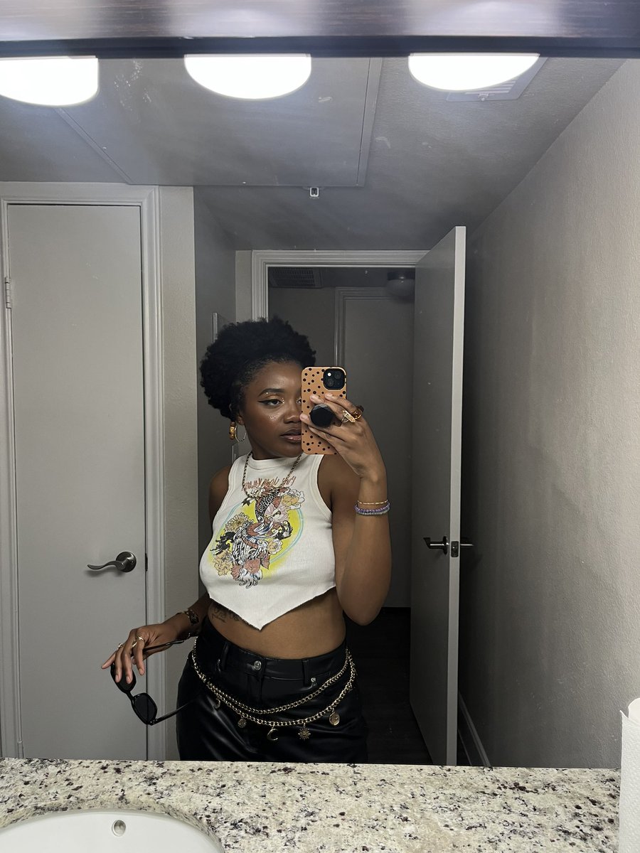 tumiadeyoju's tweet photo. And I ate in every photo 🥰 https://t.co/RDGtD3qv7n