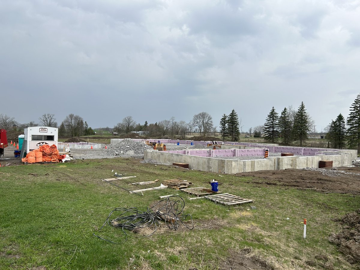 Hastings-Quinte Paramedic Services tweet media