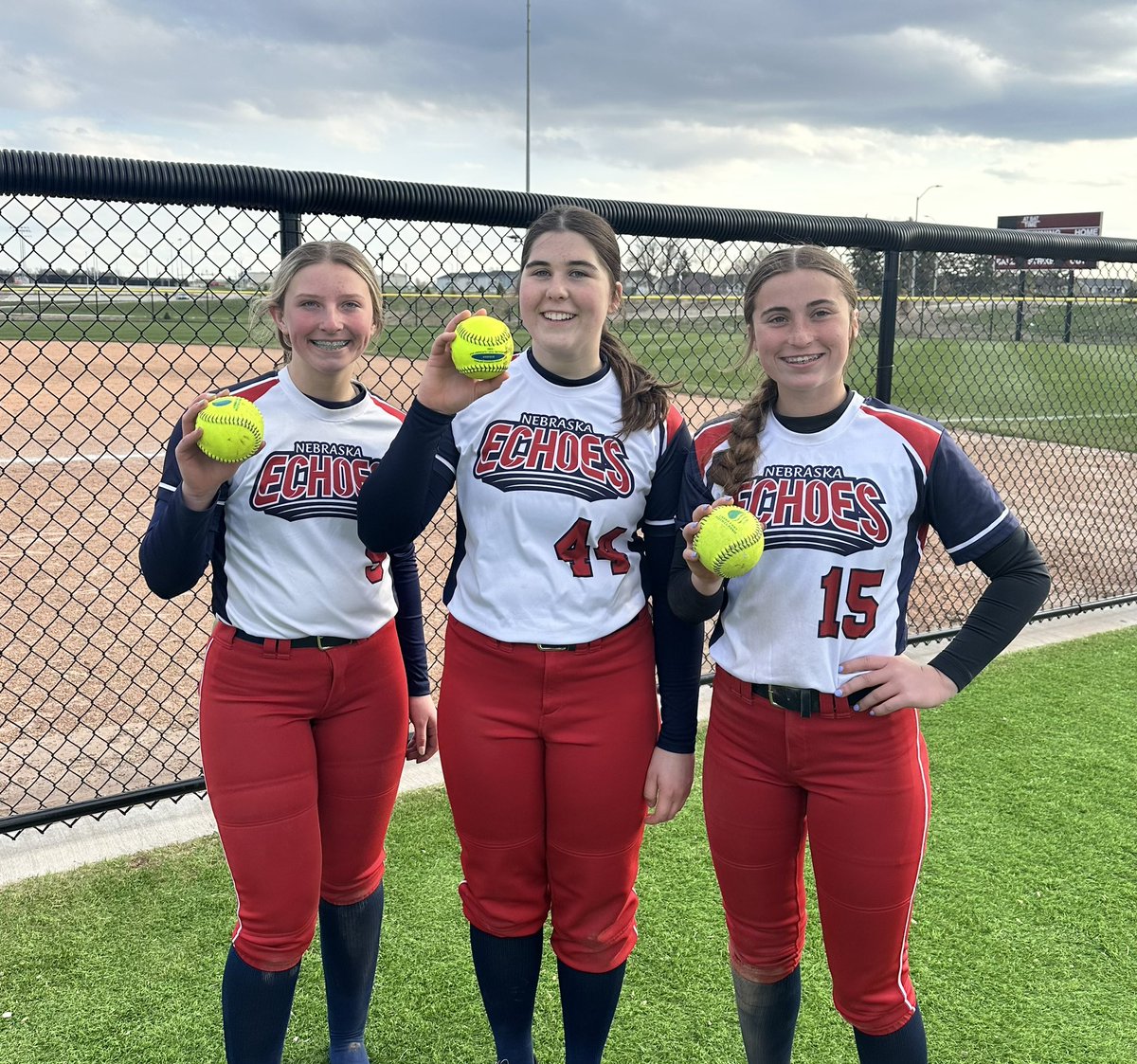 NEEchoes08's tweet photo. Not one, not two, but three (!) dingers today from @teyrasmussen821 @KyraMcgrain and @halletclark in the @CentIASports Midwest Showdown! 

💣💪💣💪💣💪 https://t.co/3TKBcEScgQ