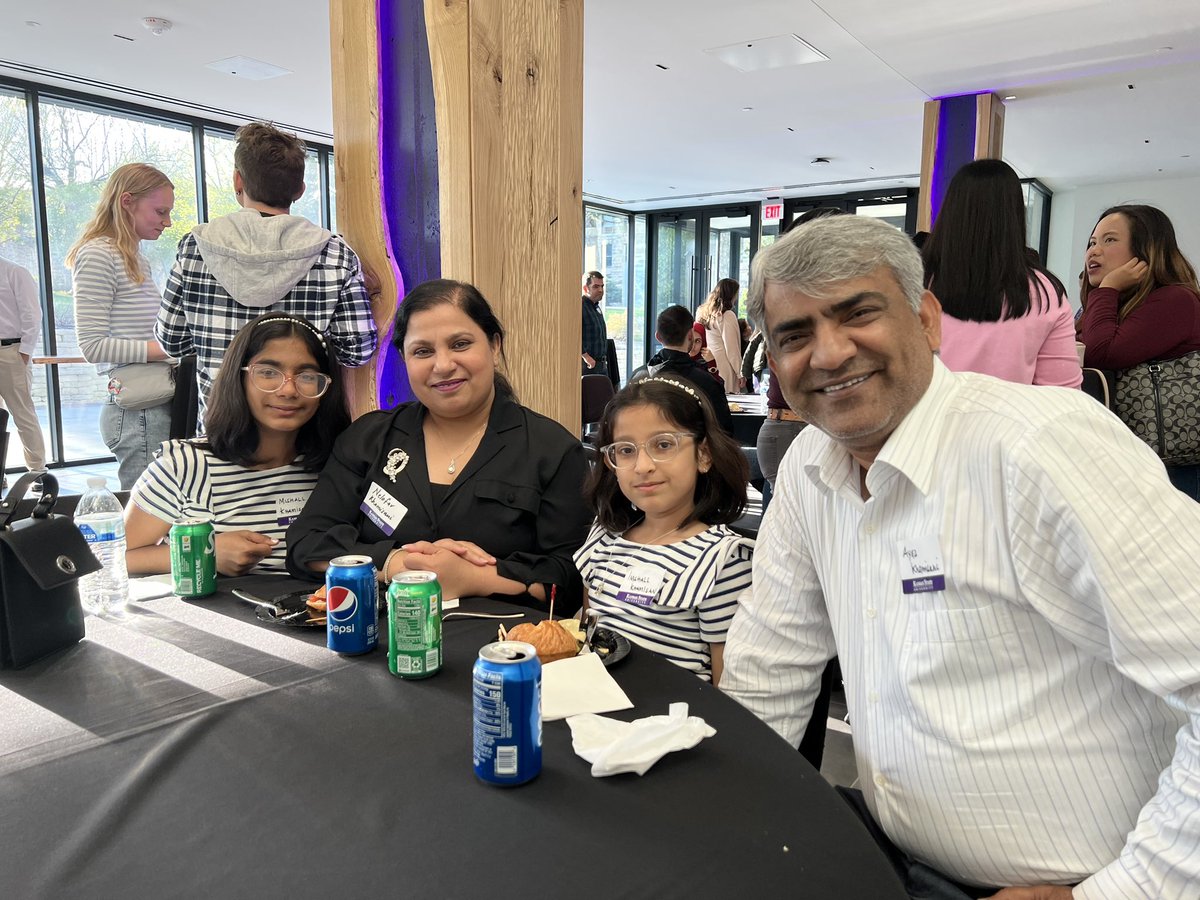 NelofarKhamisa1's tweet image. Met was the president Kansas State University Richard Linton.
It was an honor to meet with him! #coekstate #kstatealumni #issskstate #sindhiassociationofnorthamerica #kstate #pakistan #education #pakistaneducation