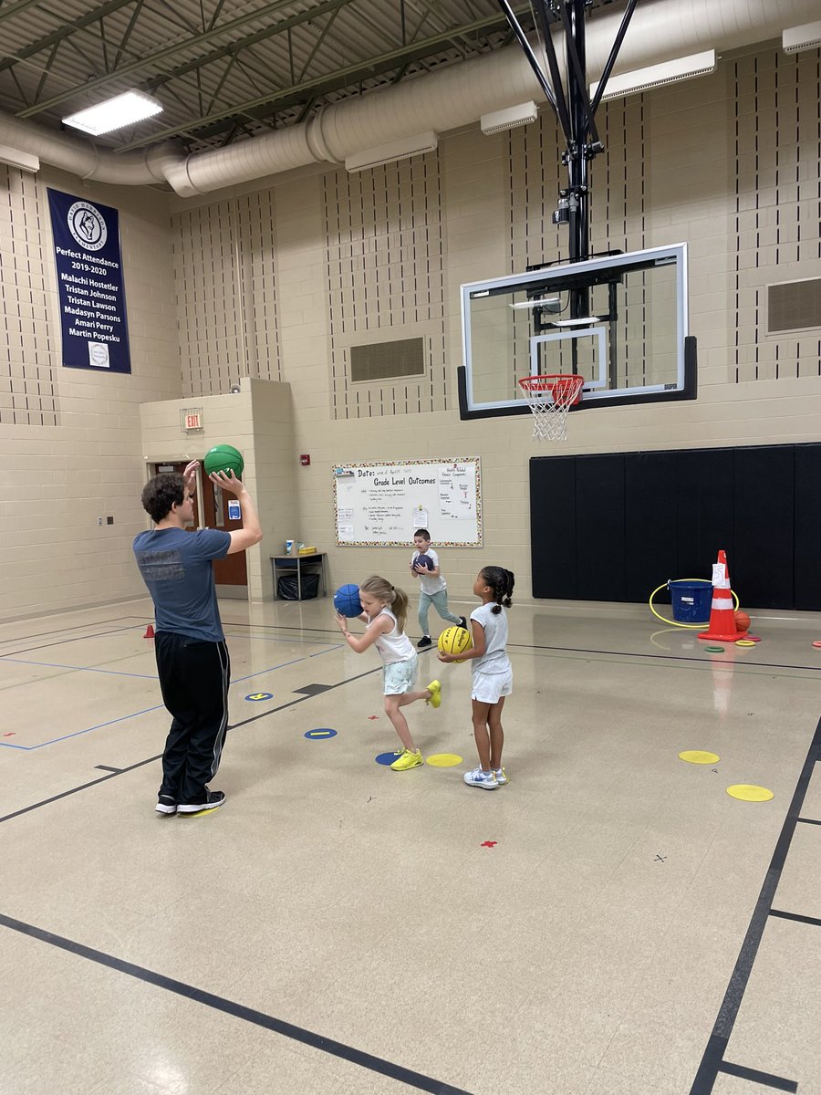 Kari Pierce tweet media