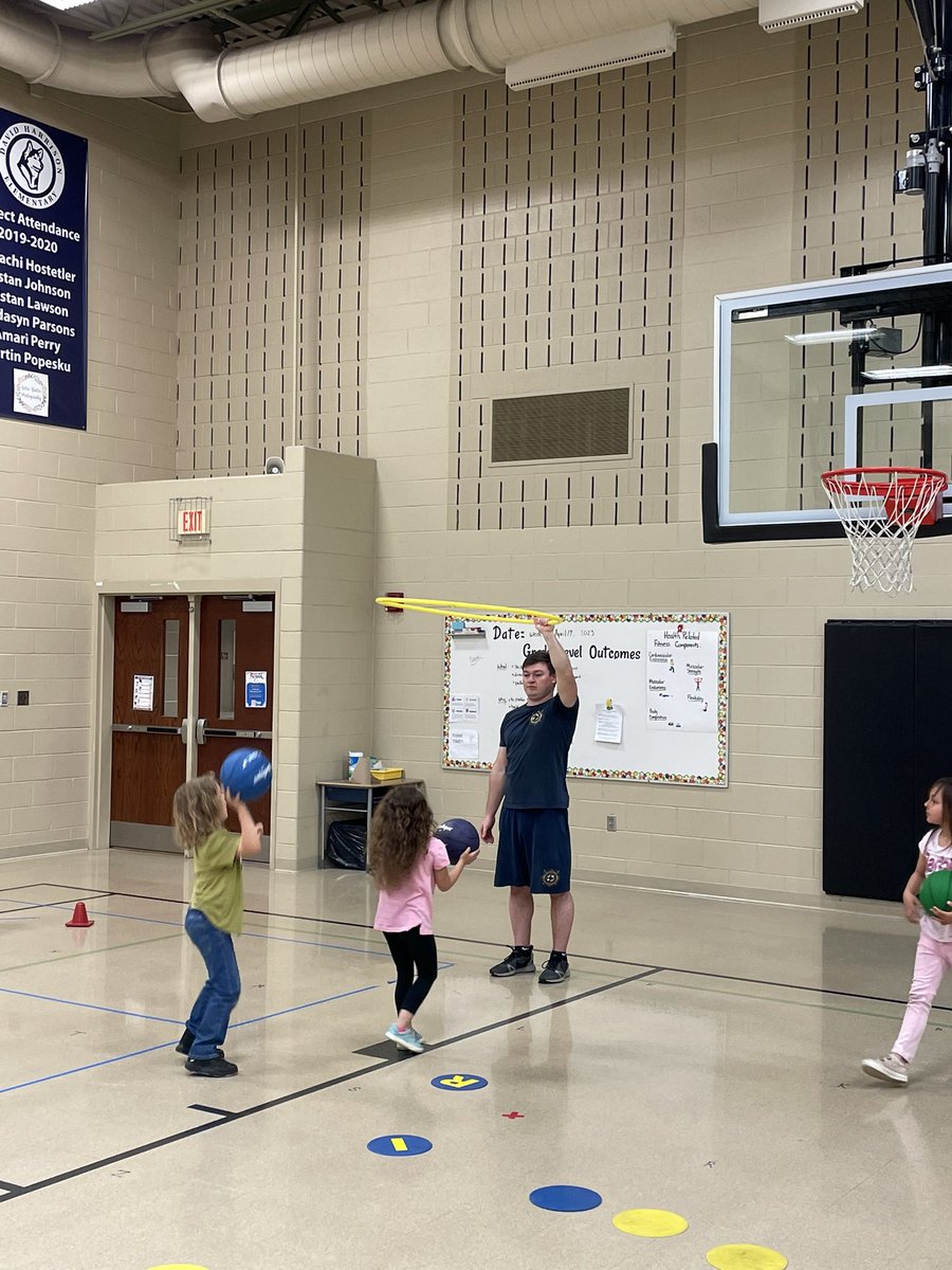 Kari Pierce tweet media