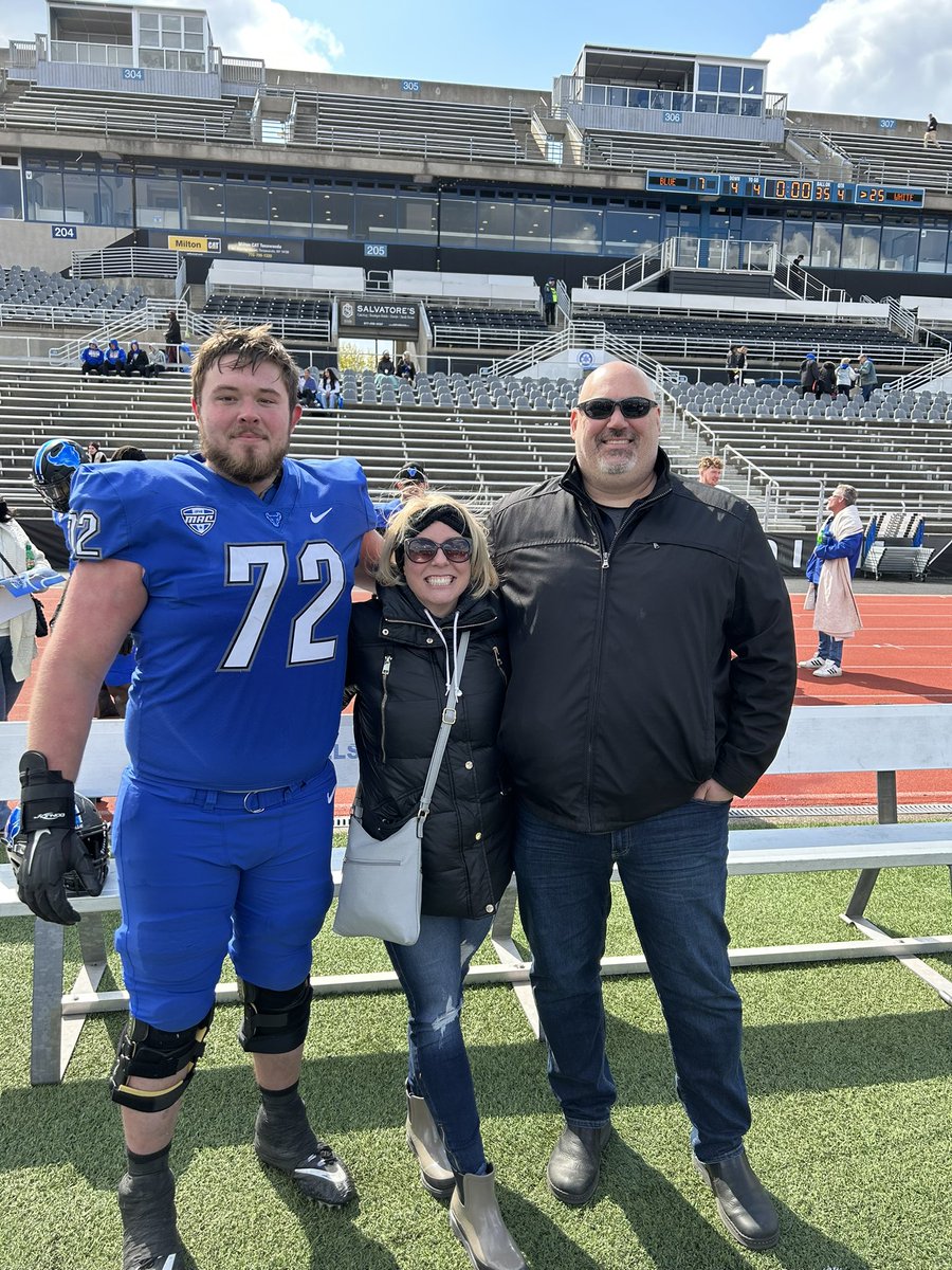 BeansLisa's tweet photo. Last college spring game for @Nick_Beans22. Here’s to a great season with our new football family 🤘🏈💙 @UBFootball #UBhornsUP #PoundTheRock https://t.co/FRTeGnosQN