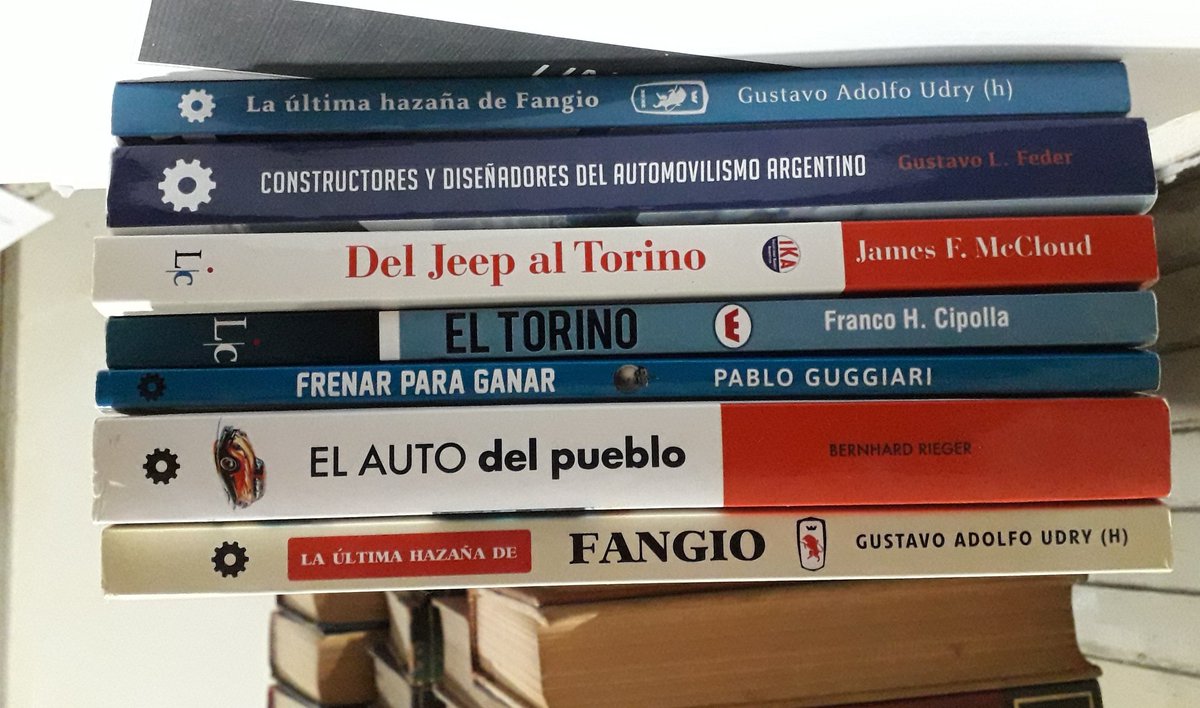 MarianF1Silva's tweet photo. Libros que no pueden faltar en nuestra biblioteca 📚❤
Un buen Fanat1co, tiene a mano siempre su @motorlibros
#DiaDelLibro #MotorLibro https://t.co/JOOQOinpOj