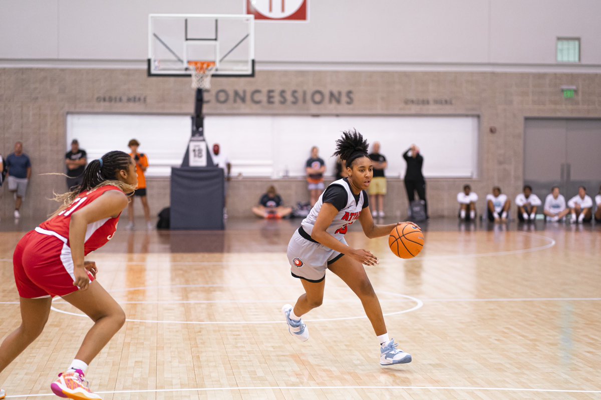 Nike Girls EYBL Champions League tweet media