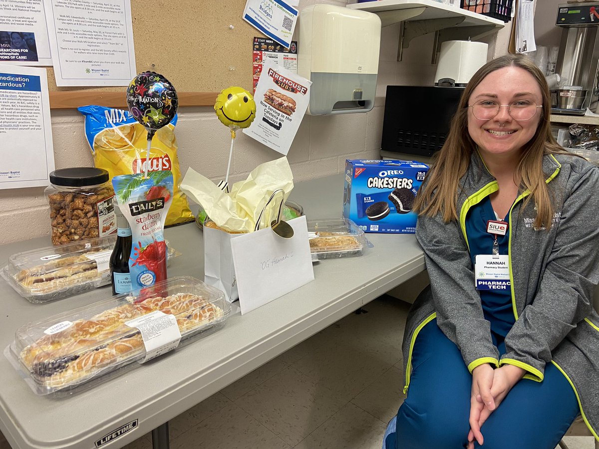 Today was my last shift at my student pharmacist job. It’s bittersweet to be leaving after 4 years but I know I’ve gained an incredible pharmacy family for life. Thanks for the memories, MoBap!❤️ #TwitteRx