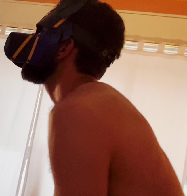 Woof! Woof! https://t.co/DIZMoWg2On