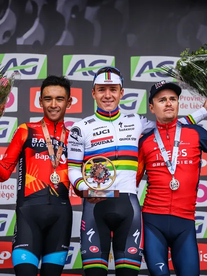 Por qué  Santiago Buitrago <a href="/SantiagoBS26/">Santiago Buitrago Sanchez</a> no es tendencia en Colombia? qué grande, qué buen nivel.  #LiegeBastogneLiege