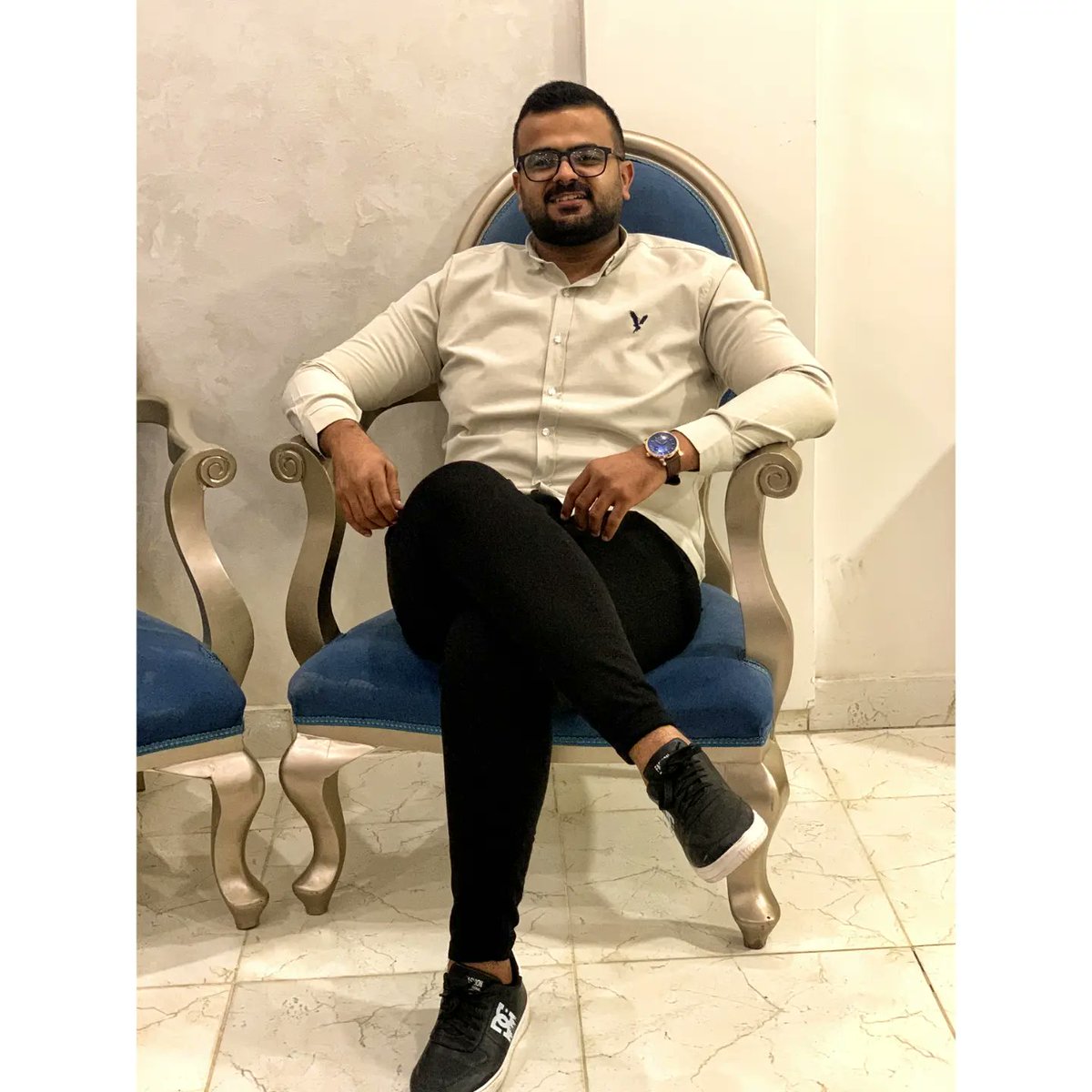 Mahmoud32989869's tweet photo. 🤍🤍🥂 https://t.co/7QNuyQFNGN