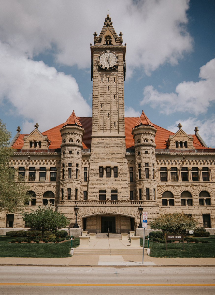 wanderinglang's tweet photo. This is Bowling Green, Ohio. https://t.co/CexAO97SHr