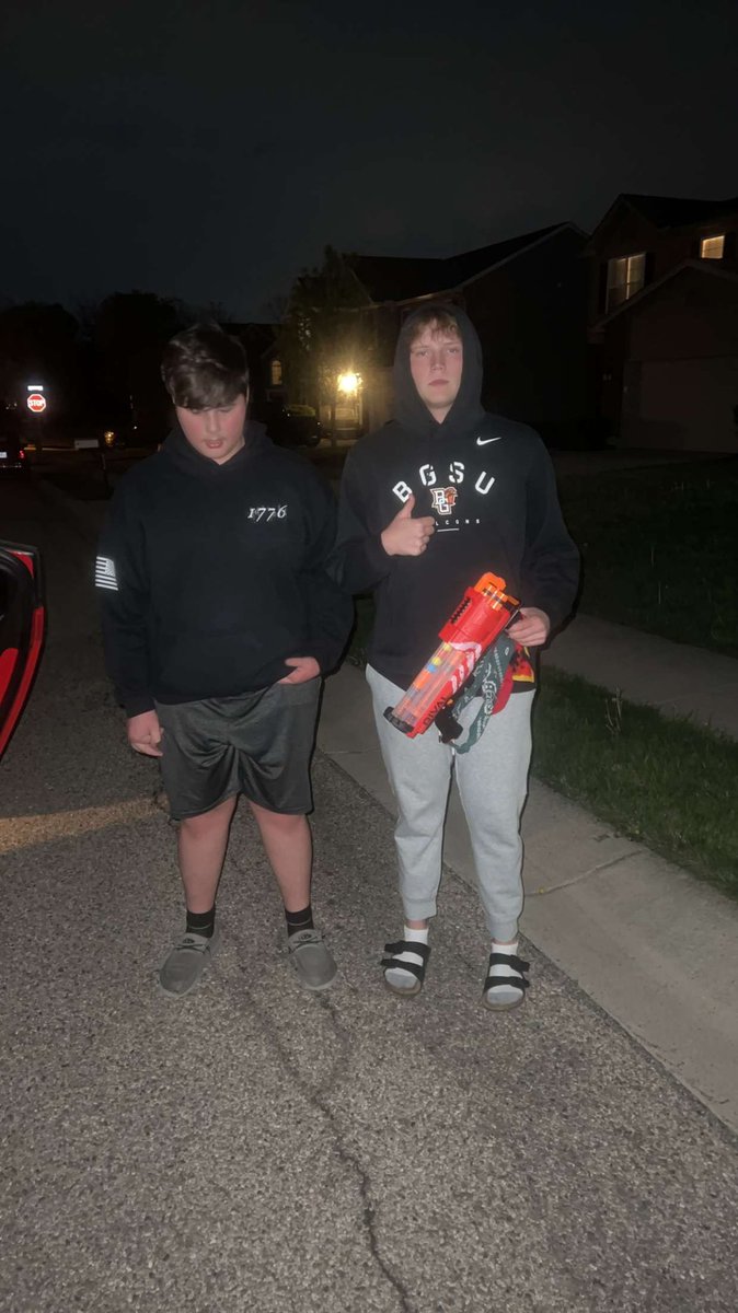 beckmanga35's tweet photo. Ryan (Gooch) KO Brady Woodall (One Shot) @war2019e https://t.co/C1r37OgdLb
