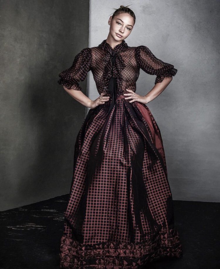 arabmadelynclin's tweet image. ✿ |صور مادلين كلاين في لتاج هوير كاريرا عبر  المصور gavin bond
قديمه/جديده
-⭐️
⌠ @madelyncline ⌡
• #madelyn , #maddi