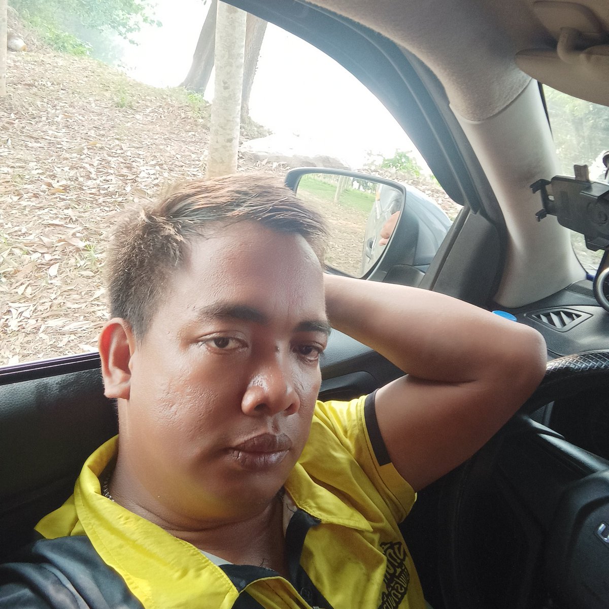 ThephRatnburi's tweet photo. #NewProfilePic https://t.co/OZvW4jT5Da