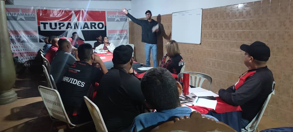 portuguesamrt2's tweet photo. Encuentro del  @BloqLlanero_MRT 
Planificacion estrategica para el fortalecimiento en
Organización, formación,Producción y Comunicación. En el año de la #ComunaYProducción 
#ALBAUnionDeportiva https://t.co/MkIJDEpnYg