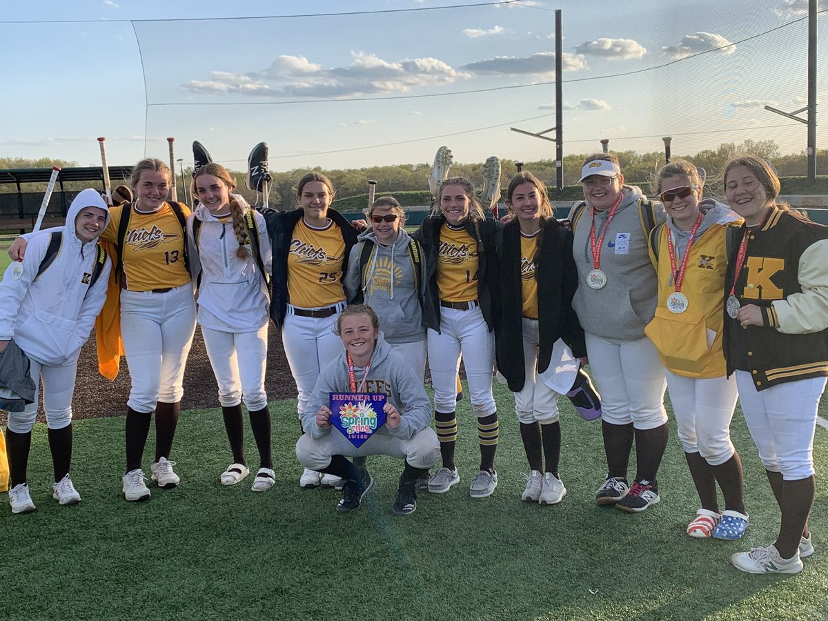 Great tournament this weekend with these girls! Got runner-up in an 18u open tournament! We played hard and fought until the end!! Love these girls!!