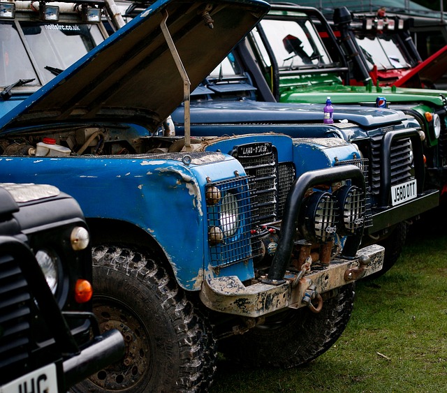 whitedovecrafts's tweet image. Photo By Toby_Parsons | Pixabay 
 #vehicle #car #transportationsystem #industrie #transportation #car #industrial #cars