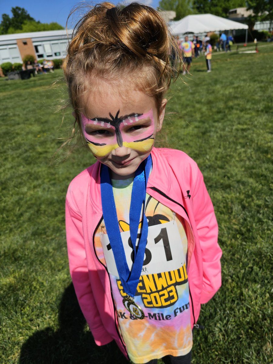 The <a href="/StenwoodElemPTA/">Stenwood Elem PTA</a> put on a fabulous 5K/Fun Run today! It was so great to see all of the 🏃‍♂️ 🏃‍♀️ today! <a href="/StenwoodES/">StenwoodES</a> <a href="/FCPSR2/">FCPS Region 2</a>