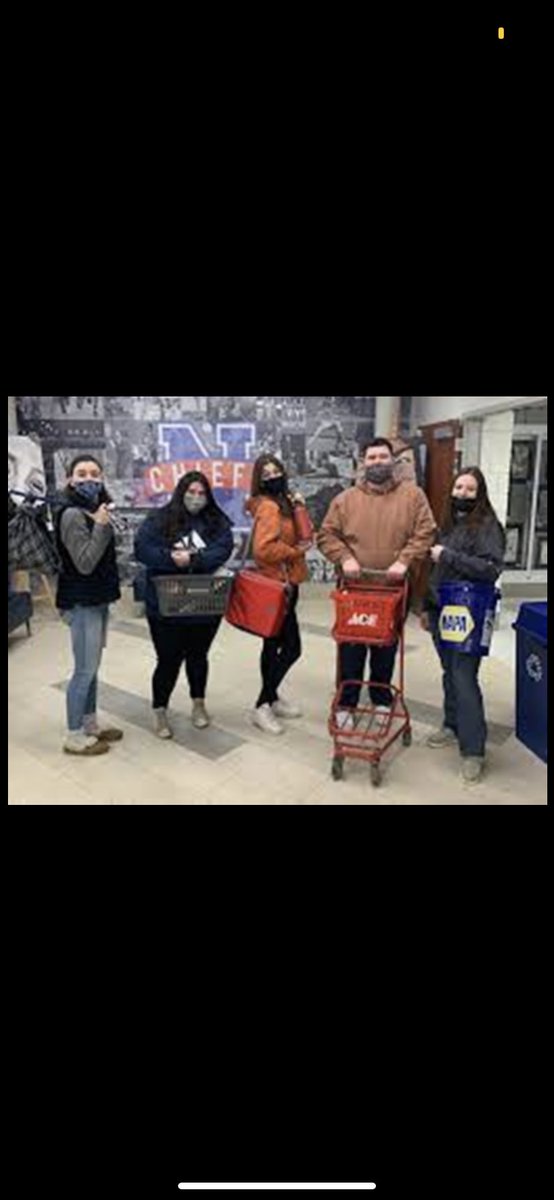 SENIOR WEEK IS THIS WEEK
LETS GO OUT WITH A BANG‼️
Monday is ANYTHING BUT A BACKPACK DAY🛶🪣