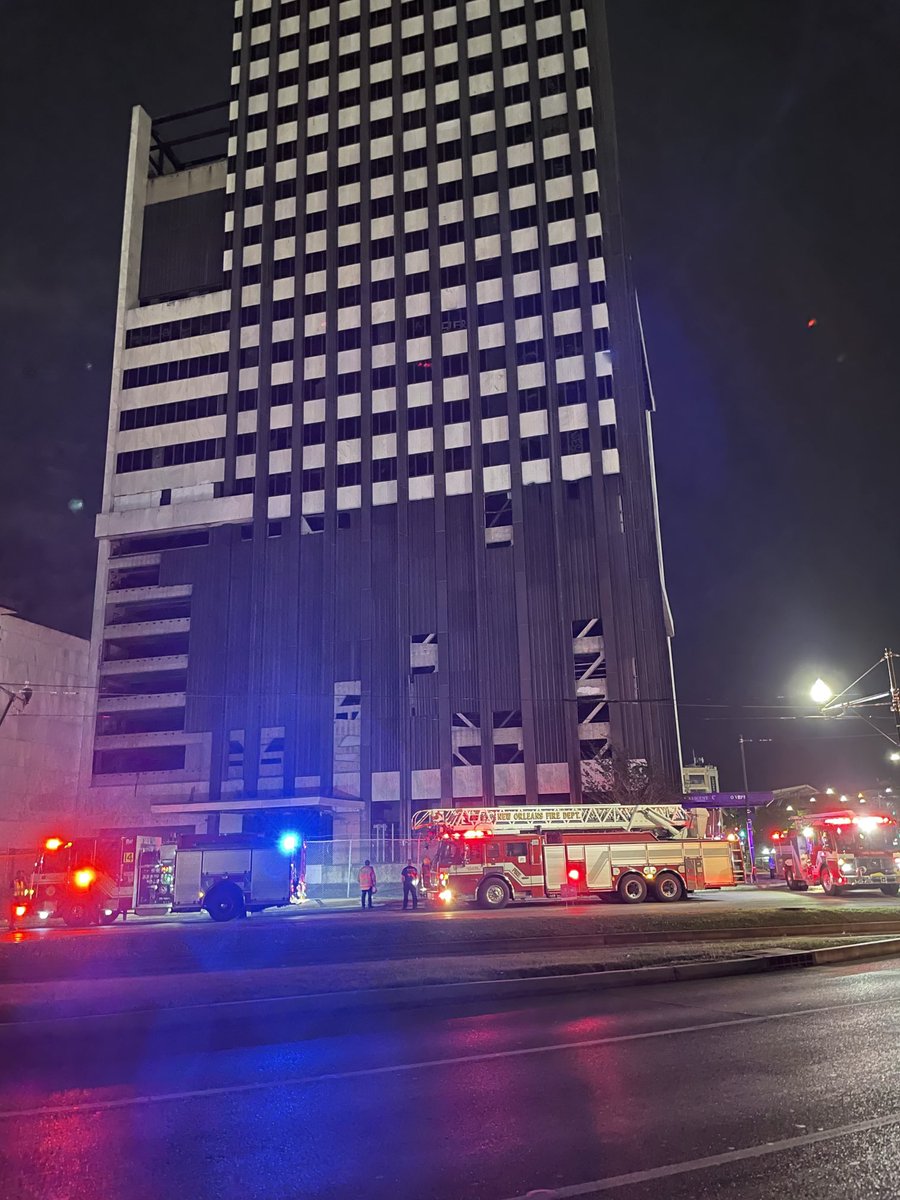 nofd-on-twitter-04-23-2023-2-alarm-fire-1001-howard-ave-photos-by