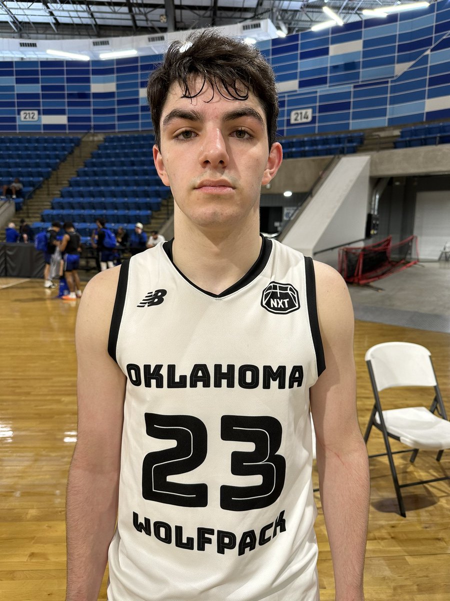 2022Oklahoma's tweet photo. Tough, smart, prospect, @RichieOvercash3 had a good weekend competing in KC. Overcash used his strong frame to displace defenders and make plays on both ends. @Ok_Wolfpack @RL_HoopsOK @NXTPROHoopsOK @OkieBall_1 @PrepHoopsOK https://t.co/HwX8hR6oZh