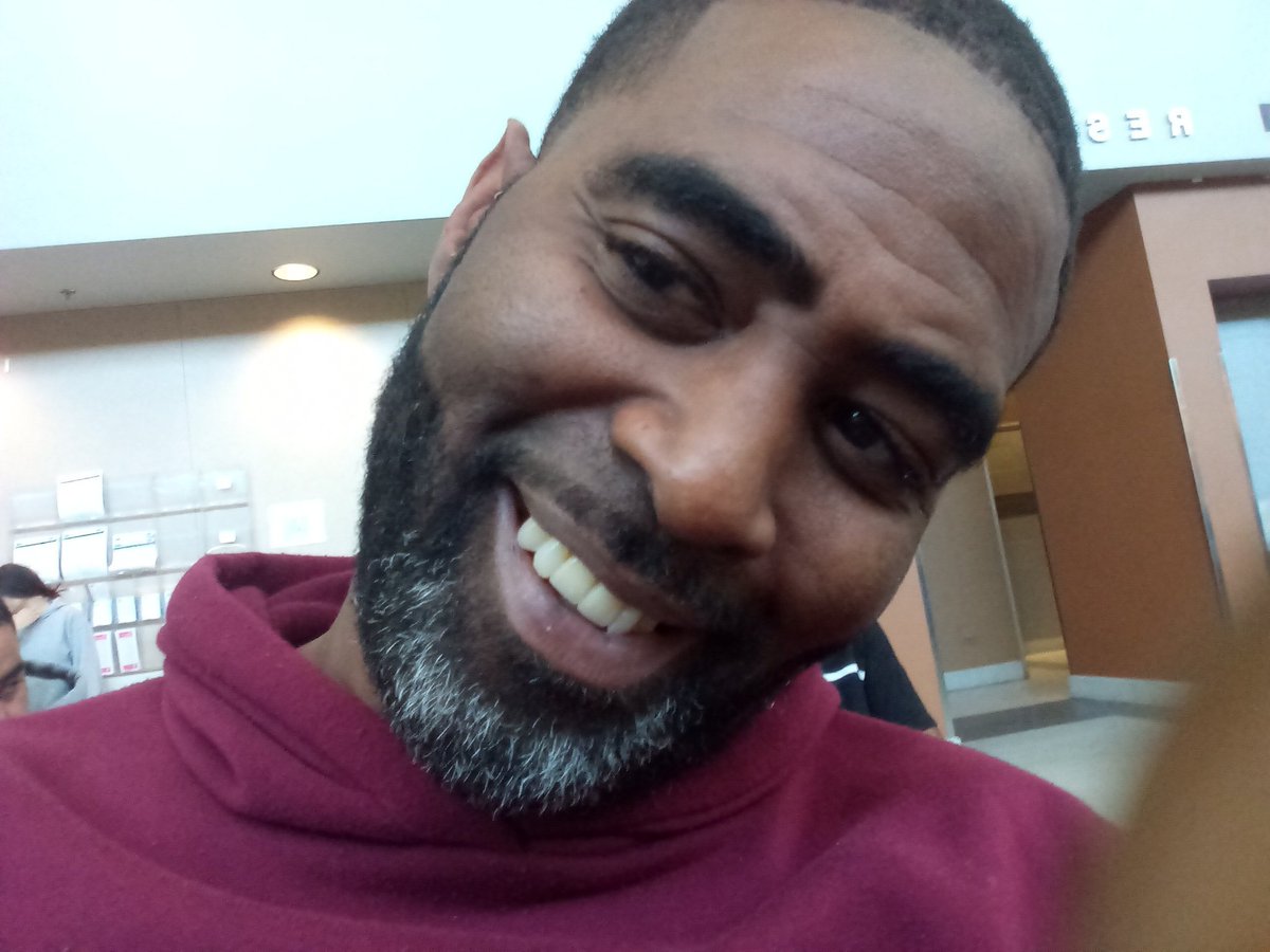 Talmage_Jamool's tweet image. See me to me