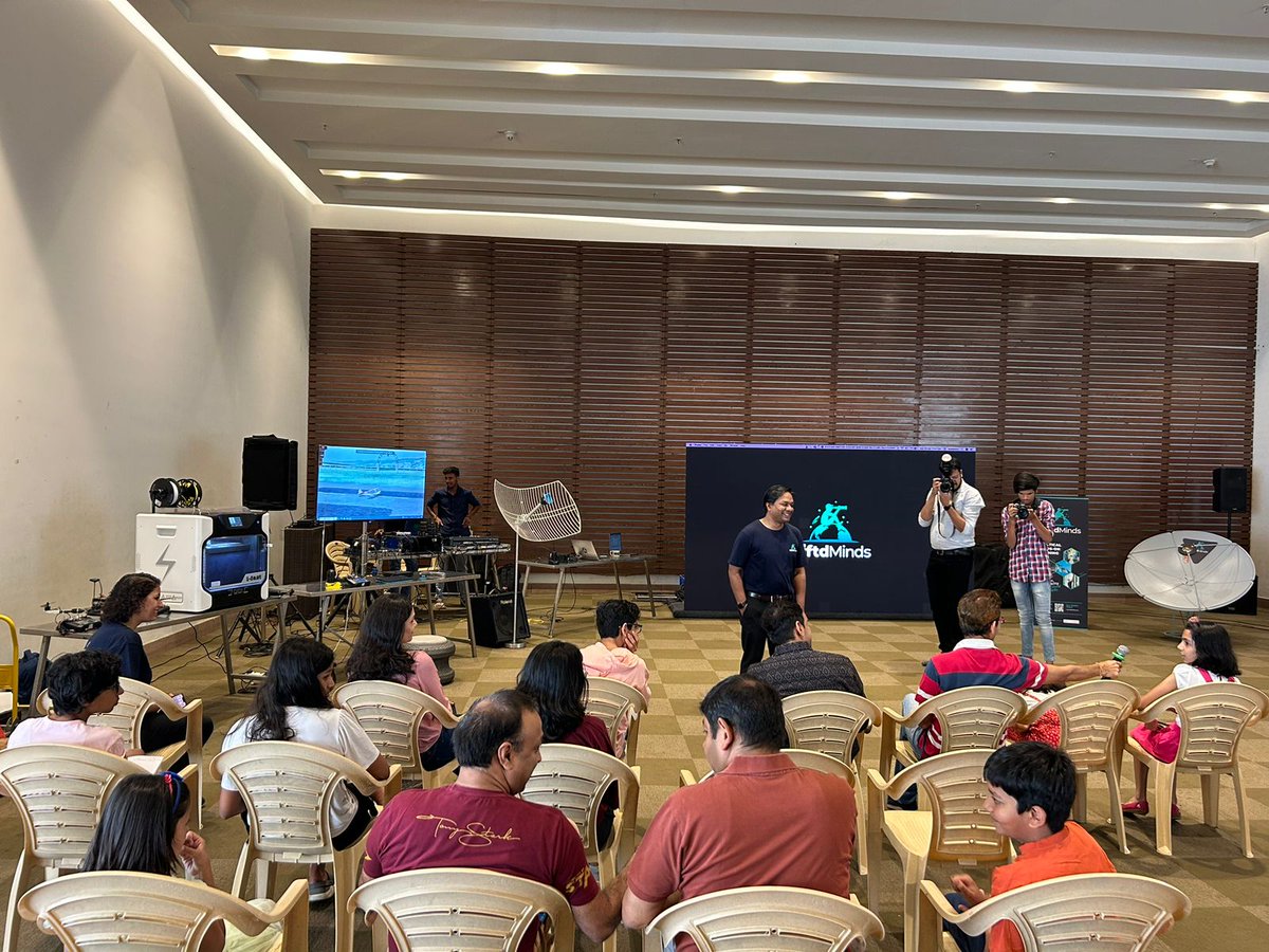 GiftdMinds™ tweet media