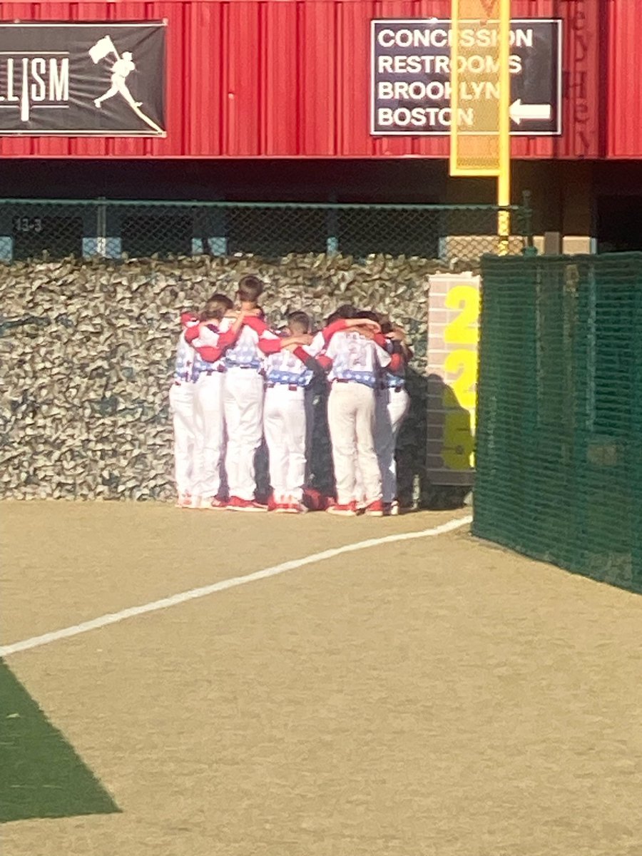 sidwell79's tweet photo. 11U Hoesch brings home more hardware this weekend!! A tough tournament at Ballparks of America in Branson. 2nd place finish Best in the Midwest. @NixaBaseball @LoganHughes4 @ChampionBrad https://t.co/zwEkXLTvzK