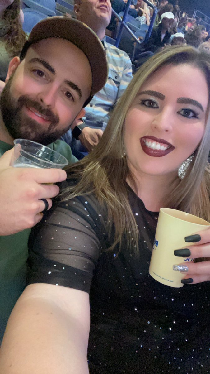 shan3113's tweet photo. It’s about damn time!! Got to see my fav girl @lizzo ✨ She did not disappoint &amp; such a good person🥹#Lizzo #TheSpecialTour https://t.co/oTTSS4wTQ2