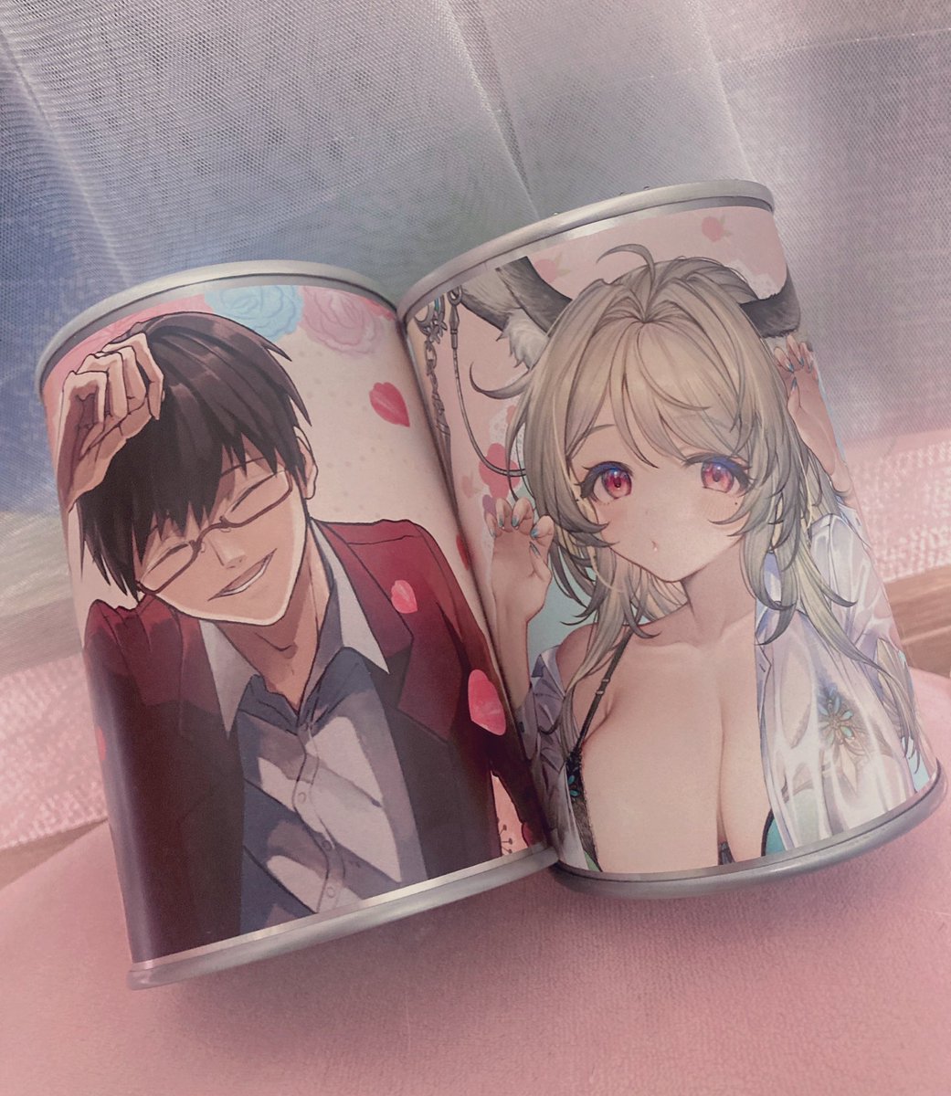 わーい🙌
りこ様とめーくんのV缶届いた！
さくらデザイン🌸
絵柄、めっちゃ可愛すぎる。

中のデニッシュもめちゃくちゃ良き◎
オーブンでサクサクにして食べるのおすすめすぎた✨

中がちゃんと乾いたらペンたてとか小物入れにするんだ✌︎('ω')✌︎