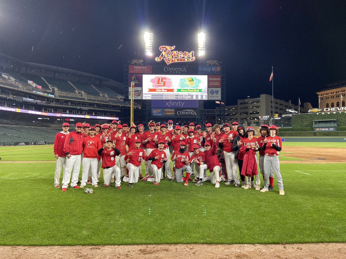 SHORIAN VICTORY‼️ The bats came alive under the bright lights at Comerica Park. 

Lakeshore - 9
GPN - 4