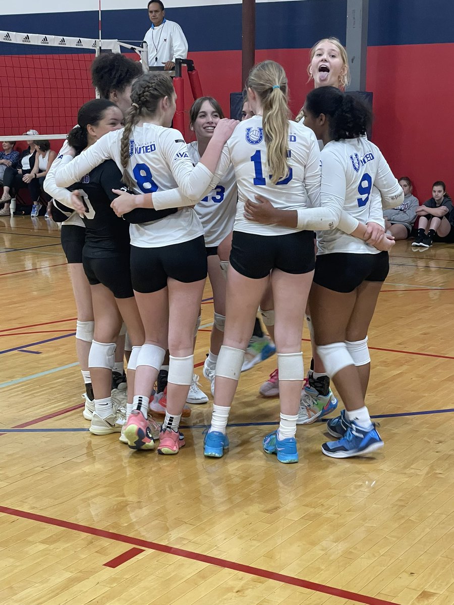 Lex_UnitedVB's tweet photo. Congratulations to 14 Adidas! They finished their weekend at the Mid South Challenge as the Gold Bracket runner-up! Awesome job! 🎉 https://t.co/Z0USBlBCwl
