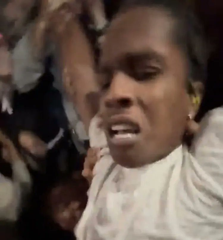 KayBeLoves's tweet photo. Andi was out here getting dragged around like https://t.co/zRq7M9kAvT
