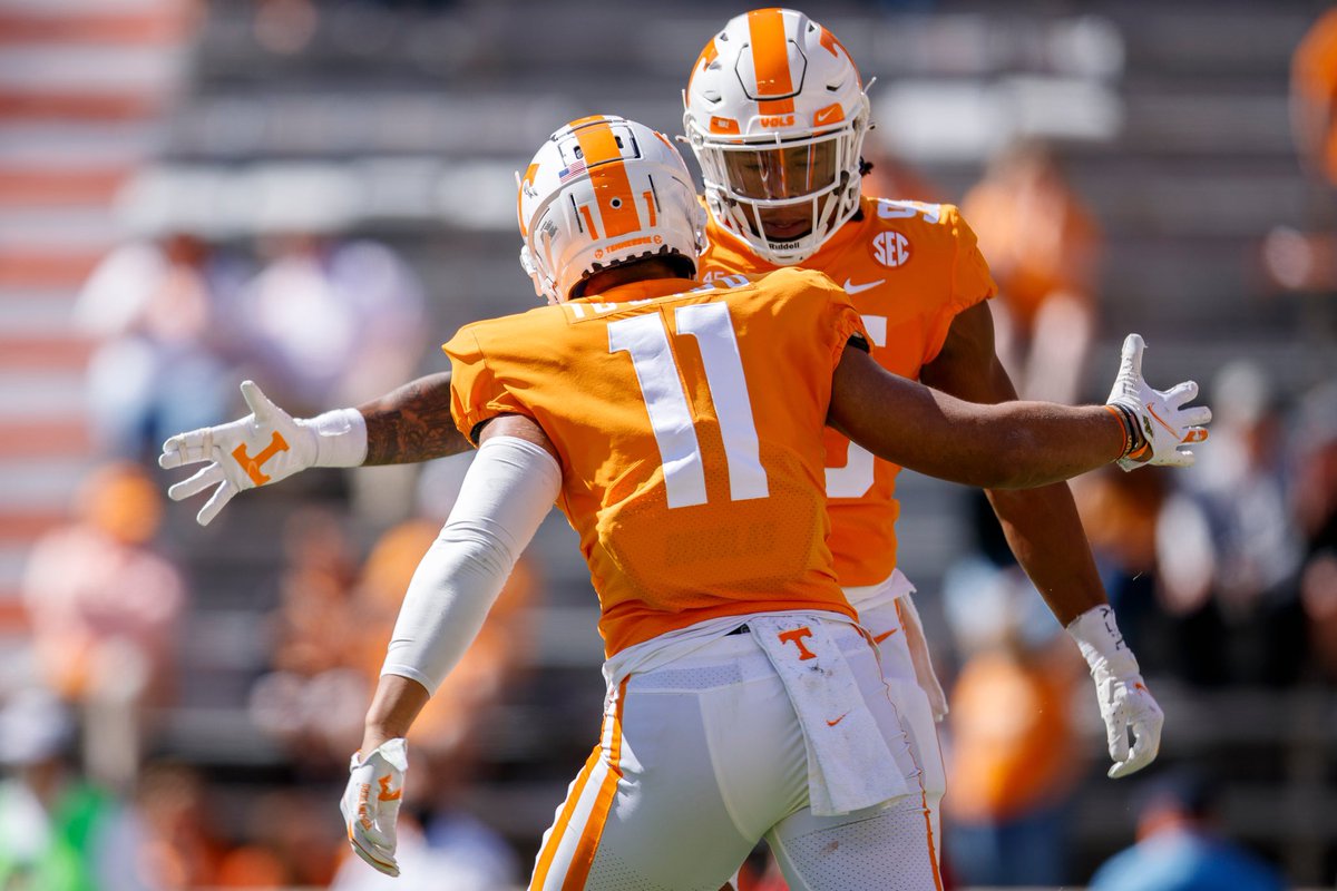 Khi93105573's tweet photo. You can catch me at the UNIVERSITY OF TENNESSEE JUNE 11th🍊🧡@GoVols247 @coachjoshheupel @LuverneFootball @CoachTimBanks @Vol_Football https://t.co/LYEkHif2g2