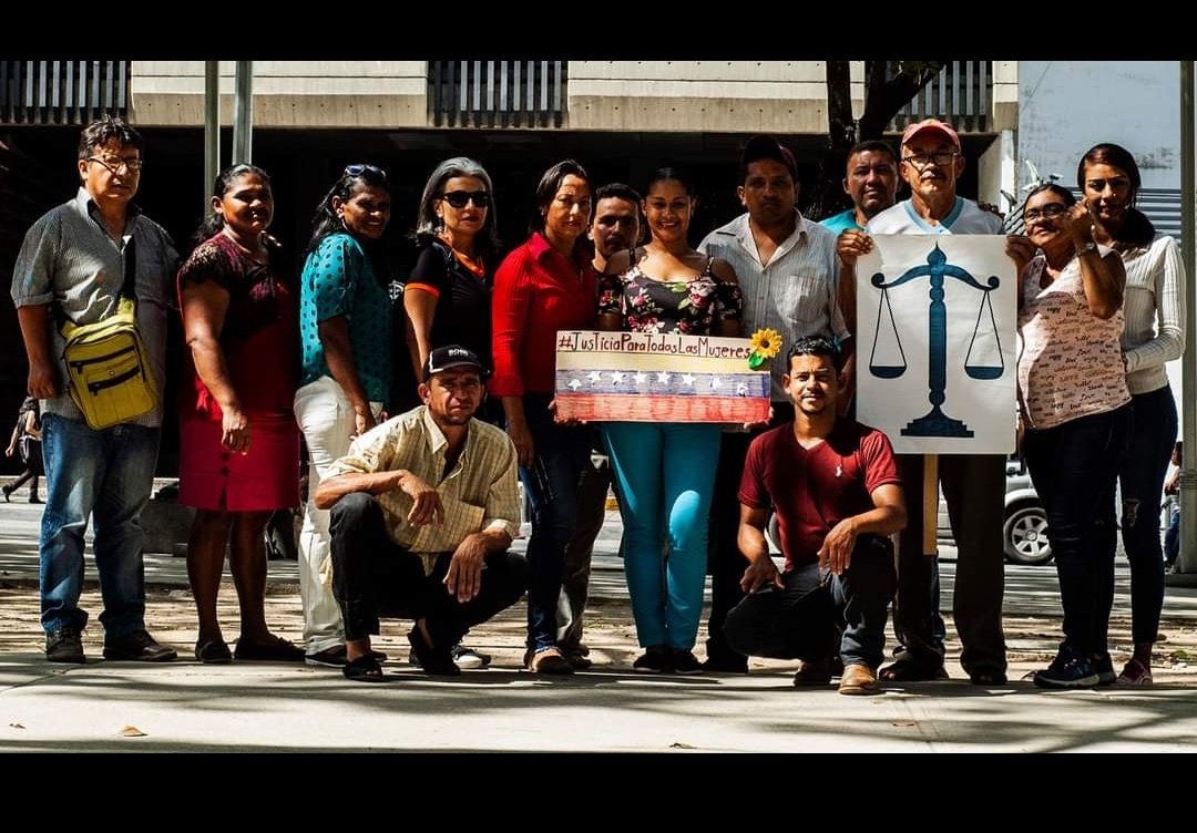 manuelita1504's tweet photo. #23Abr
#RECORDAMOS
Caso Ángela Aguirre
#SeCumplen4AñosYMes
#Femicidio #Bolívar
7 personas acusadas sólo 2 hombres condenados;
ellos APELARON y #Recusaron a la #CorteDeApelaciones
EXIGIMOS:
#RatificaciónDeLaSentenciaCondenatoria
#JusticiaParaÁngelaAguirre
#JusticiaParaNazareth https://t.co/FqoKBvfjhI