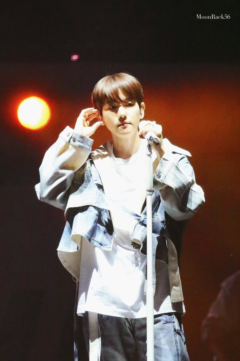 MoonBaek56 tweet media