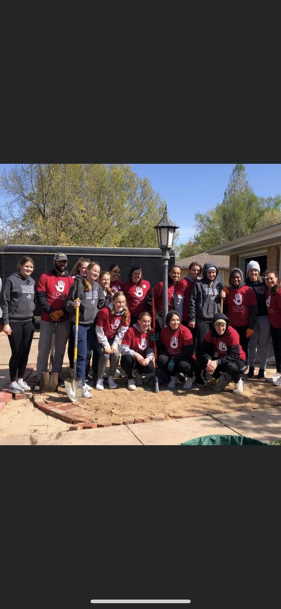 SCWarriorWBB's tweet photo. A busy weekend for the Lady Warriors with LoveSterling and a baptism. Nothing like serving others and watching a teammate publicly dedicate their life to Christ. #SwordsUp #WarriorWay #WarriorMindset #AwesomeWeekend https://t.co/w0lHbVXdRa