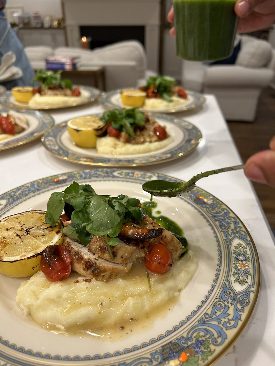 thesaltedtable's tweet photo. Close-up.๐๐ง #personalchef #cookingwithtst https://t.co/B3hHrH4uIF