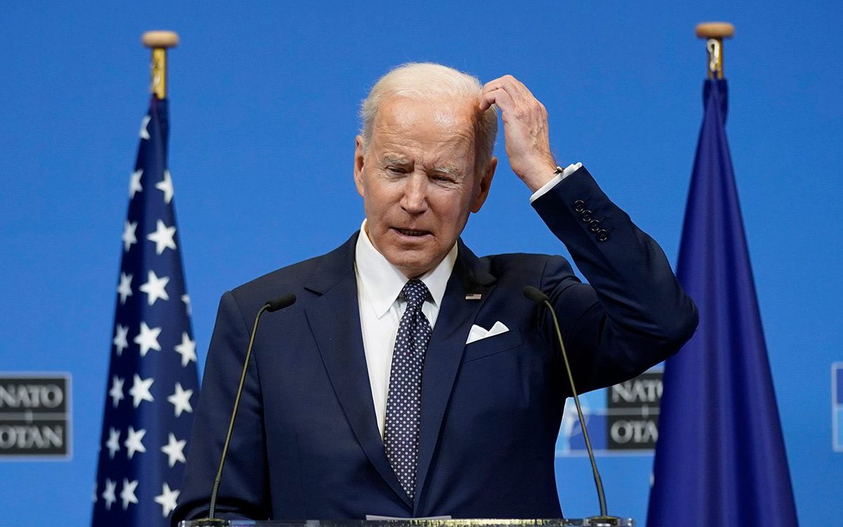 amuse's tweet image. The Democrat Party has announced that they will not allow primary challengers @GavinNewsom and @RobertKennedyJr to debate Biden.   When was the last time a contested presidential primary didn’t feature at least one debate?
trendingpoliticsnews.com/the-washington…