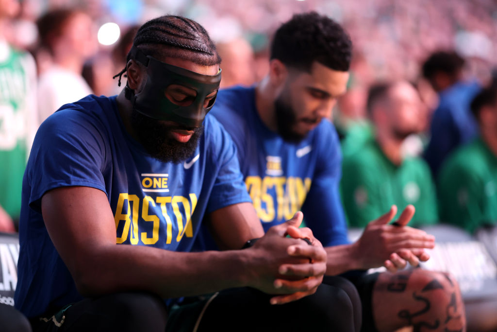 ESPNInsights's tweet photo. The Celtics are now 22-1 when Jayson Tatum and Jaylen Brown both score 30 points, including the playoffs. That .957 win percentage is the best among duos all-time, minimum 20 games. https://t.co/tN3jhBdmwC