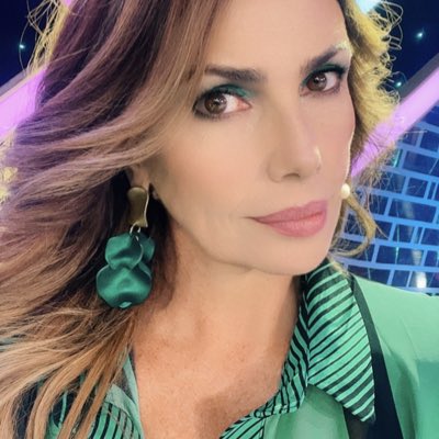 Almendra Gomelsky tweet media