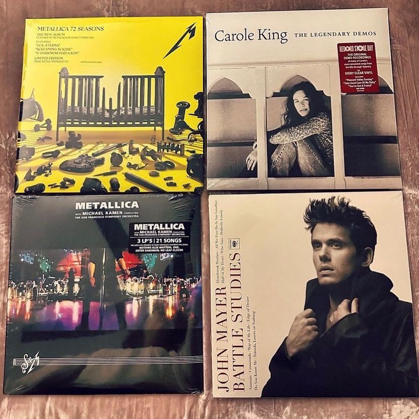 DebbieMaz's tweet photo. A weekend on Long Island with my God Mom and cousins and a few stops at Infinity and Needle &amp; Groove for #recordstoreday2023 🎶🎶 #cousins #GodMom #Family https://t.co/ZDllZ6b4Vn