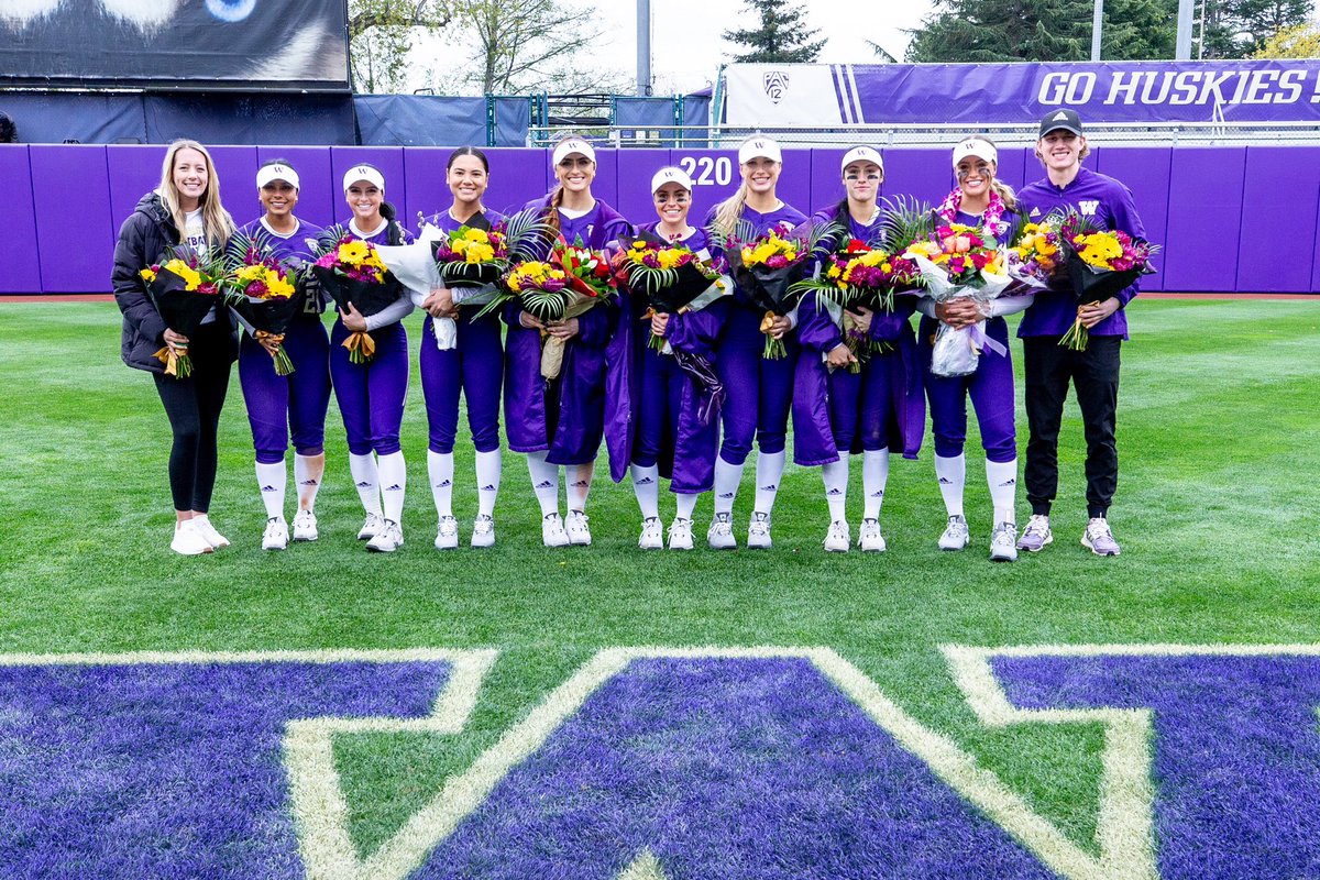 Washington Softball tweet media
