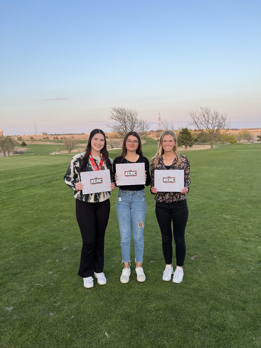Swedes_Golf's tweet image. The Women took home some awards tonight! 

Champion of Character - Allison Applequist
Scholar Athletes - Ida Lihufvudh, Alyssa Cardenas, Allison Applequist, &amp;amp; Lauren Hogue
2nd Team - Elin Kennborn
1st Team - Ida Lihufvudh &amp;amp; Brooke Norman
KCAC Player of the Year - Ida Lihufvudh