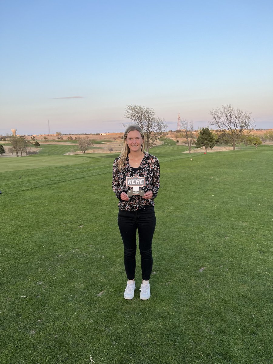 Swedes_Golf's tweet image. The Women took home some awards tonight! 

Champion of Character - Allison Applequist
Scholar Athletes - Ida Lihufvudh, Alyssa Cardenas, Allison Applequist, &amp;amp; Lauren Hogue
2nd Team - Elin Kennborn
1st Team - Ida Lihufvudh &amp;amp; Brooke Norman
KCAC Player of the Year - Ida Lihufvudh
