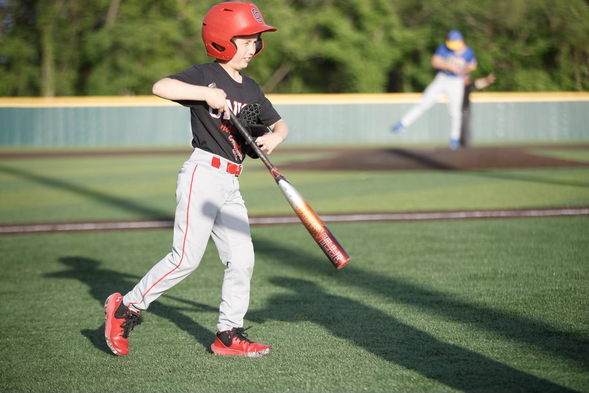 OSU_Bender's tweet photo. @union_baseball thanks for making this little guys dreams come true last Thursday! #batboy #futureredhawk https://t.co/Dn6lwwabD2