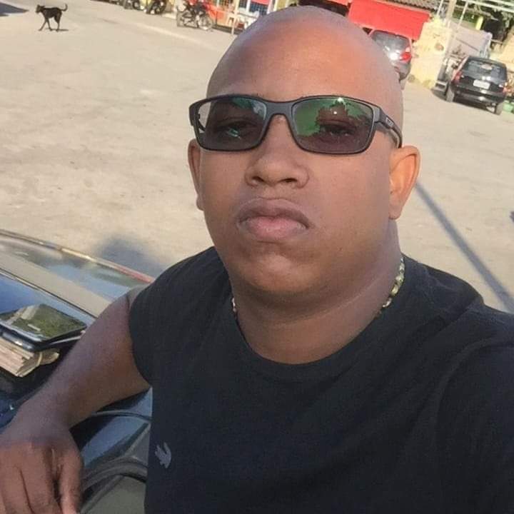 INFORMAÇÕES QUE ESSE VERME FOI MORTO PELOS "AMIGOS" DA PRÓPRIA MILICIA 

PITOCO DE ITAGUAI 🤣 DEIXOU DE SER PRESO PELO <a href="/rubens20221/">informações RJ🏴</a> PARA SER MORTO PELO ZINHO