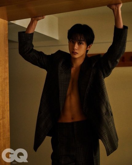 hwonpics's tweet photo. hyungwon x GQ korea

🔗https://t.co/242Do3rfYu #형원 https://t.co/lCOAhRWW1E