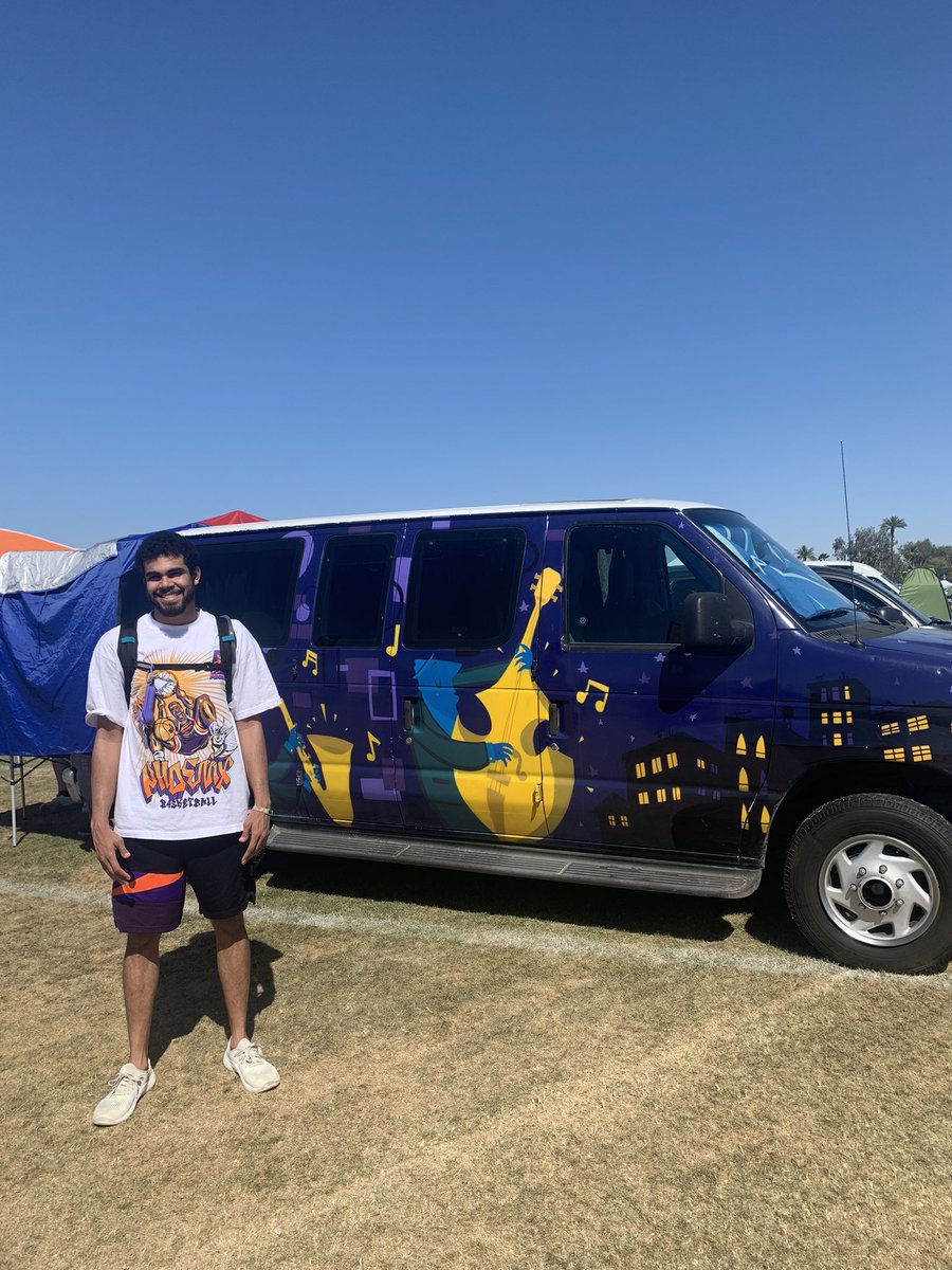 Savagee's tweet image. For anyone who didn't get to purchase the first time around! Shirts are back on sale! Go get you one and be ready for round 2! 

GIVING AWAY ANOTHER 2 TEES TO SOMEONE WHO RETWEETS THIS TWEET!! 

ALSO GIVING AWAY A TICKET TO GAME 5 FOR WHOEVER PURCHASES A TEE BY TOMORROW NIGHT!!…