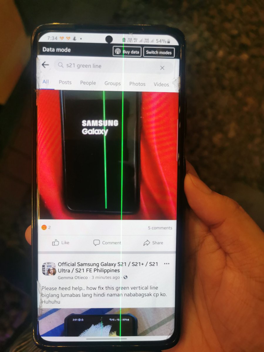 YaelEm4's tweet photo. @SamsungMobile @SamsungPH @SamsungMobileUS S21 Ultra suddenly got vertical green lines out of nowhere after I updated the software to the latest. No hardware issue. I believe this issue is very common to other Samsung users. Do you have any steps to fix your manufacturing error? https://t.co/iQnyqFGiFJ